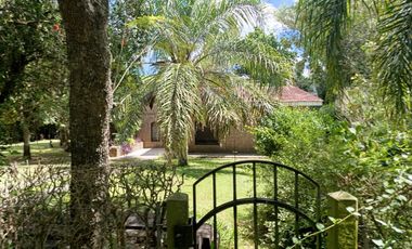 Casa quinta en Villa La Ribera (Andino) para disfrutar todo el año  SOLO VENTA