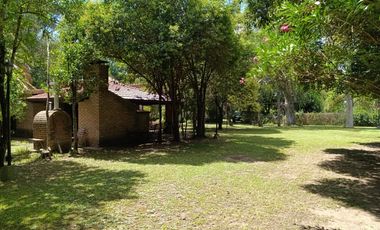 Casa quinta en Villa La Ribera (Andino) para disfrutar todo el año  SOLO VENTA