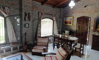 Casa quinta en Villa La Ribera (Andino) para disfrutar todo el año  SOLO VENTA