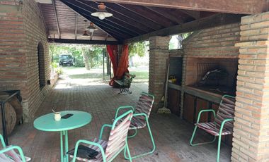 Casa quinta en Villa La Ribera (Andino) para disfrutar todo el año  SOLO VENTA