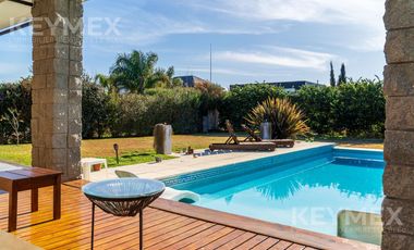 Venta Casa 4 Ambientes Pileta Barrio Las Liebres Pilar