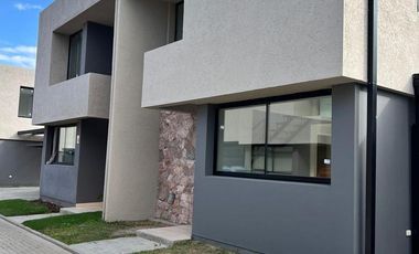 COMPLEJO JARDIN RIVERA - TRES DORMITORIOS