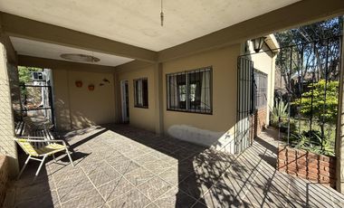 Casa a media metros del Paseo Ribereño de Gaboto