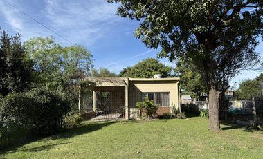 Casa a media metros del Paseo Ribereño de Gaboto