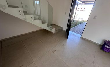 Alquiler de Duplex  3 dormitorios en Pampas de Manantiales, zona sur