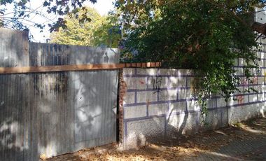 Local en esquina en PH con espacio descubierto y terraza. - L. de Zamora Este