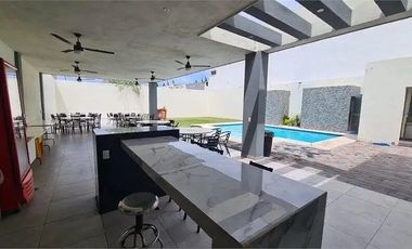 Quinta en Venta en Portal de Zuazua Con Alberca y Palapa