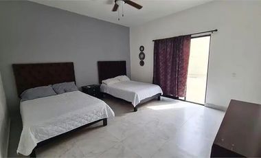 Quinta en Venta en Portal de Zuazua Con Alberca y Palapa