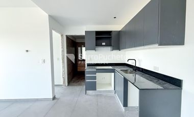 Venta departamentos 3 ambientes con dormitorio en suite y balcon en La Renata Golf.