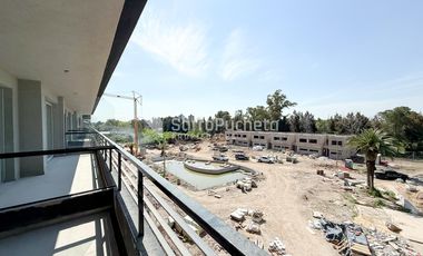 Venta departamentos 3 ambientes con dormitorio en suite y balcon en La Renata Golf.