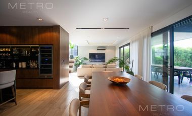 Casa en alquiler temporario de 6 ambientes.