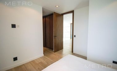 Casa en alquiler temporario de 6 ambientes.