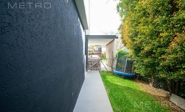 Casa en alquiler temporario de 6 ambientes.