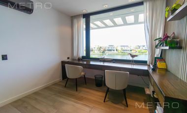 Casa en alquiler temporario de 6 ambientes.