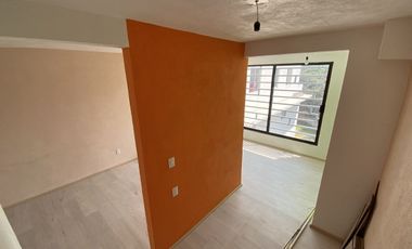 Casa en Venta en Colonial del Lago, Nicolás Romero!