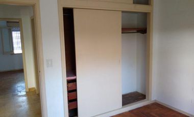 PH 2 DORM. CON COCHERA- Lomas de Zamora Este