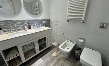 Venta casa puerto roldan tres dormitorios jardin pileta los medanos