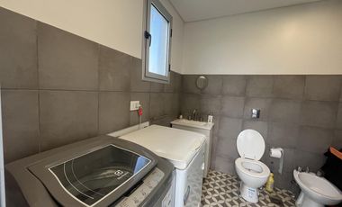 Venta casa puerto roldan tres dormitorios jardin pileta los medanos