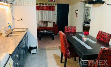 Casa con garage apto local o taller