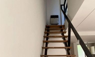 DUPLEX EN VENTA CENTENARIO