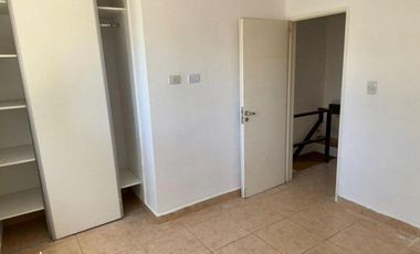 DUPLEX EN VENTA CENTENARIO