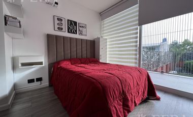 Venta casa 5 ambientes con cochera y piscina en Wilde