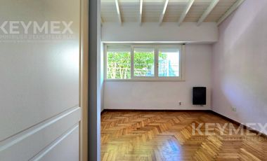 Venta 4 Amb, Cochera, Jardín y Parrilla - Villa Devoto.