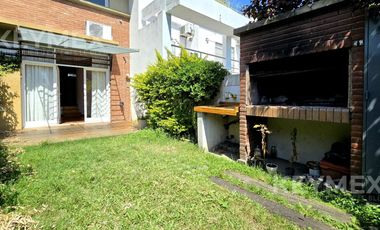 Venta 4 Amb, Cochera, Jardín y Parrilla - Villa Devoto.