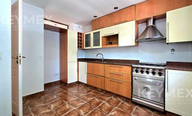 Venta 4 Amb, Cochera, Jardín y Parrilla - Villa Devoto.