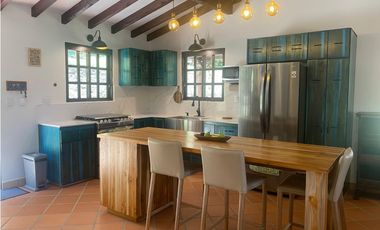 CASA FINCA INDEPENDIENTE GUARNE PIEDRAS BLANCAS SMG