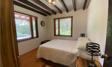 CASA FINCA INDEPENDIENTE GUARNE PIEDRAS BLANCAS SMG