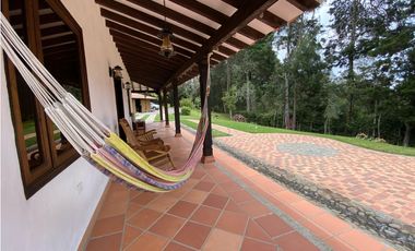 CASA FINCA INDEPENDIENTE GUARNE PIEDRAS BLANCAS SMG