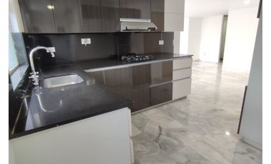 Se Arrienda Apartamento en Conquistadores