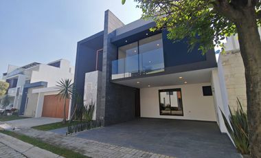 Casa en VENTA Parque Guanajuato Lomas de Angelópolis Cholula Puebla.