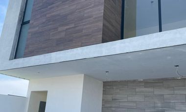Casa en Venta en Fracc. Lomas del Dorado Residencial, Boca del Rio, Veracruz.