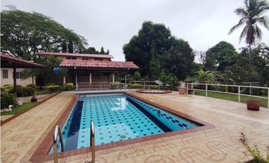 Casa Campestre en venta en las Uvas-San Carlos (DR)