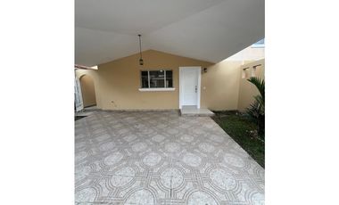 CASA EN ALQUILER EN VILLA TVOLI – BRISAS DEL GOLF