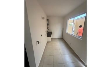 CASA EN ALQUILER EN VILLA TVOLI – BRISAS DEL GOLF