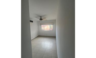 CASA EN ALQUILER EN VILLA TVOLI – BRISAS DEL GOLF