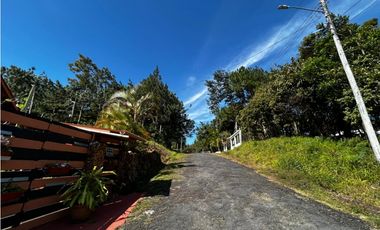 CERRO AZUL / FORTALEZA / FINCA CON 2 CABAÑAS / 1140M / CLIMA FRIO