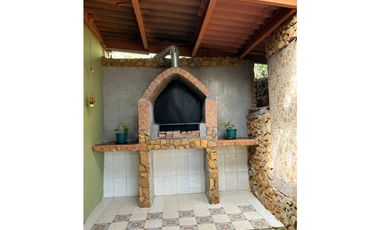 CERRO AZUL / FORTALEZA / FINCA CON 2 CABAÑAS / 1140M / CLIMA FRIO