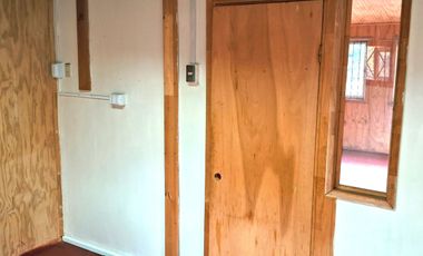 Venta de Casa con piscina en parcela, Quillón