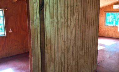 Venta de Casa con piscina en parcela, Quillón