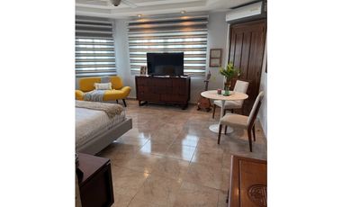 Se vende casa en Dos Mares