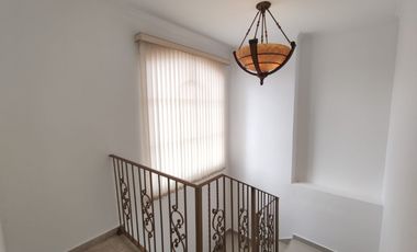 Casa en Alquiler, Complejo Royal Country, Altos de Panamá, Piscina