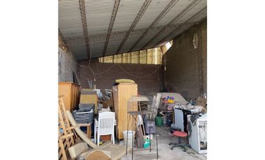 casa con galpon taller