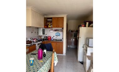 casa con galpon taller