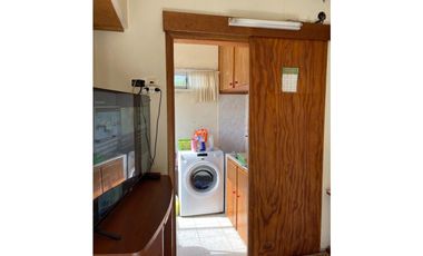 casa con galpon taller