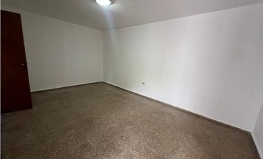 ALQUILER- CASA 2 DORMITORIOS- BARRIO ROSEDAL