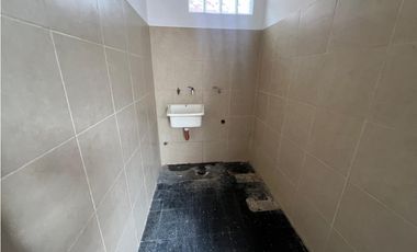 ALQUILER- CASA 2 DORMITORIOS- BARRIO ROSEDAL